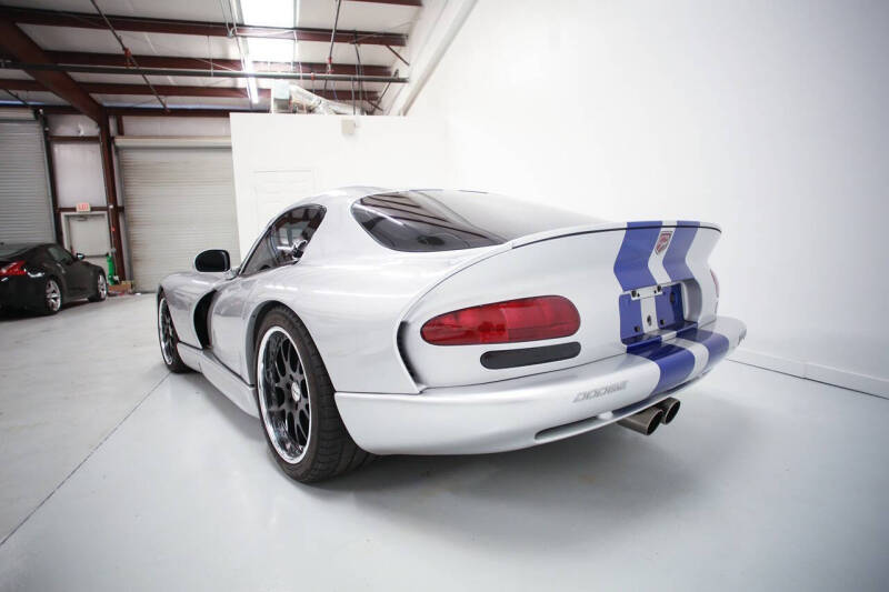 1999 Dodge Viper GTS