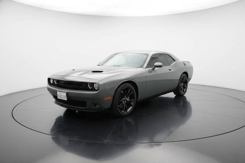 2018 Dodge Challenger SXT Plus