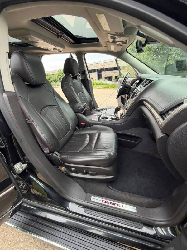2015 GMC Acadia Denali