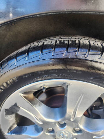 2011 Toyota Sienna SE 8-Passenger