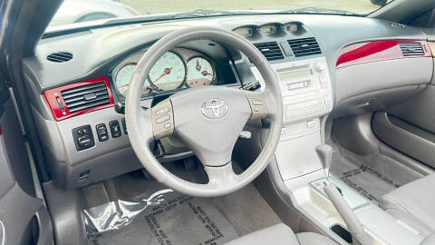 2004 Toyota Camry Solara SLE V6
