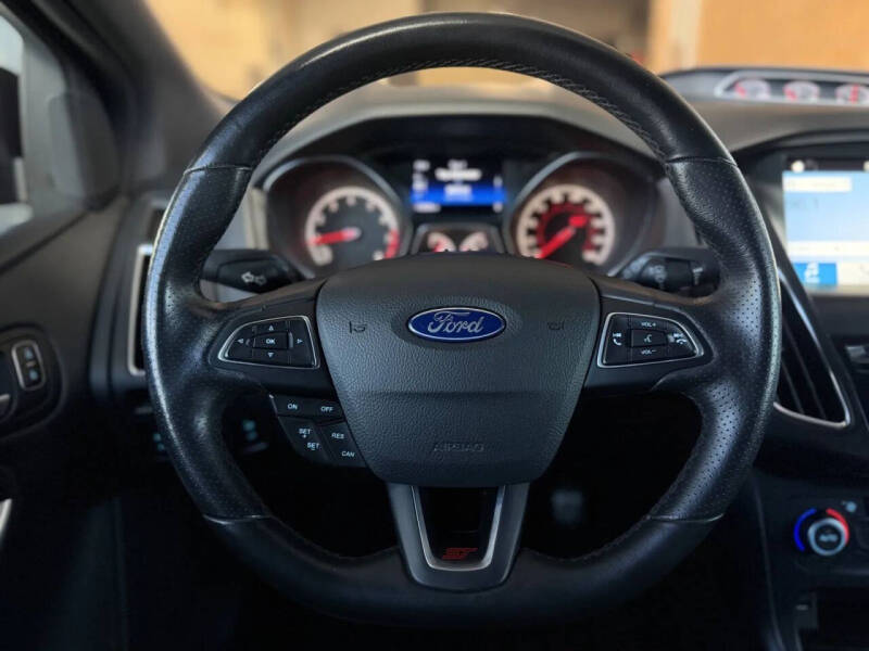 2017 Ford Focus ST