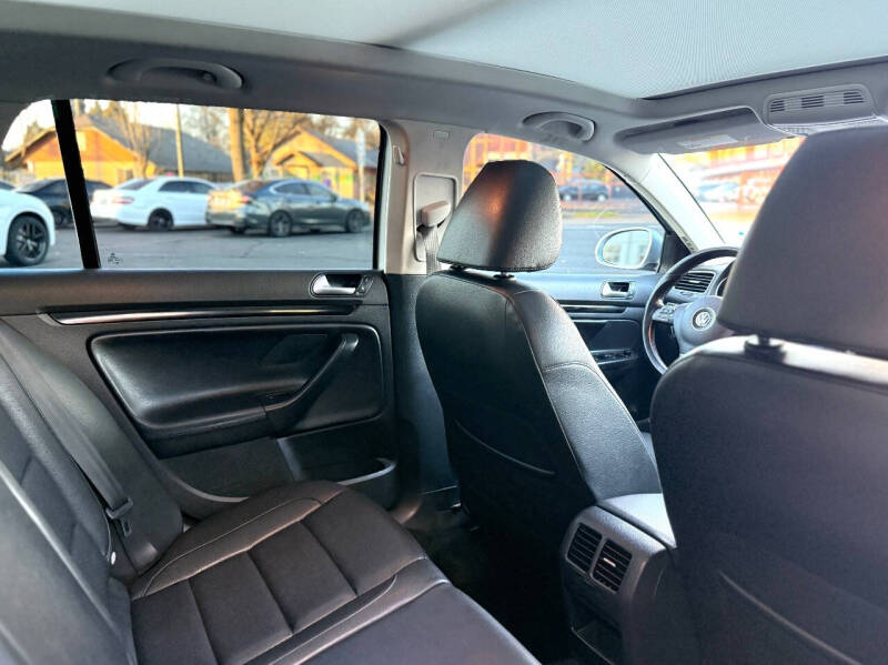 2014 Volkswagen Jetta SportWagen SE PZEV