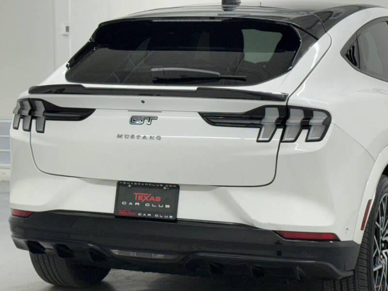 2022 Ford Mustang Mach-E GT