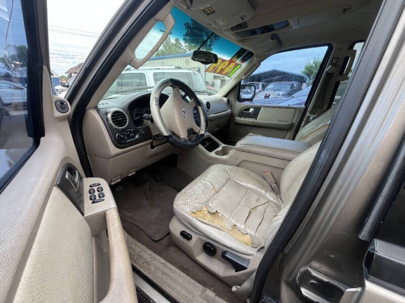 2003 Ford Expedition XLT