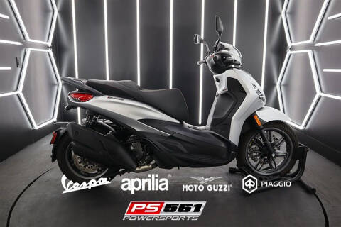 2022 Piaggio Beverly 400 S