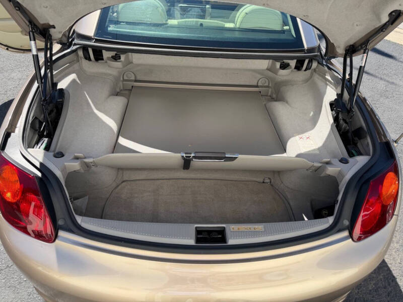 2004 Lexus SC 430