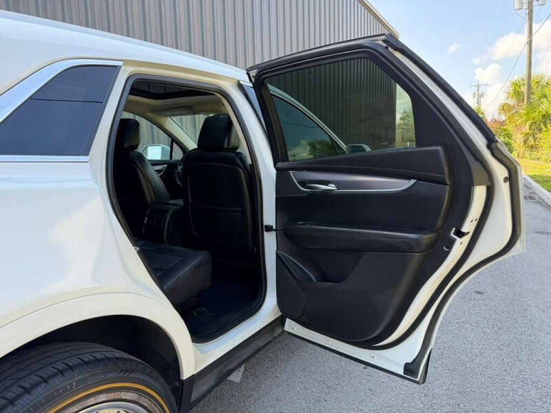 2017 Cadillac XT5 Luxury