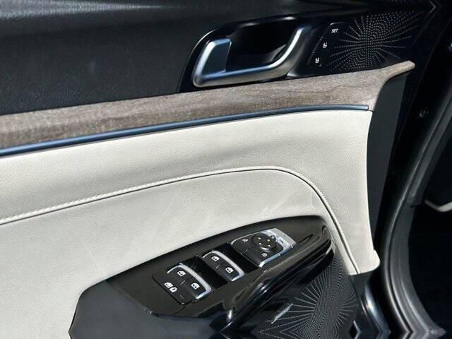 2022 Kia K5 EX