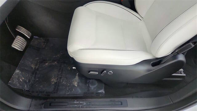 2024 Tesla Model X Plaid