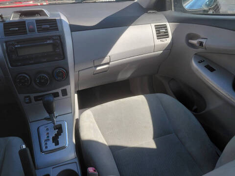 2012 Toyota Corolla LE