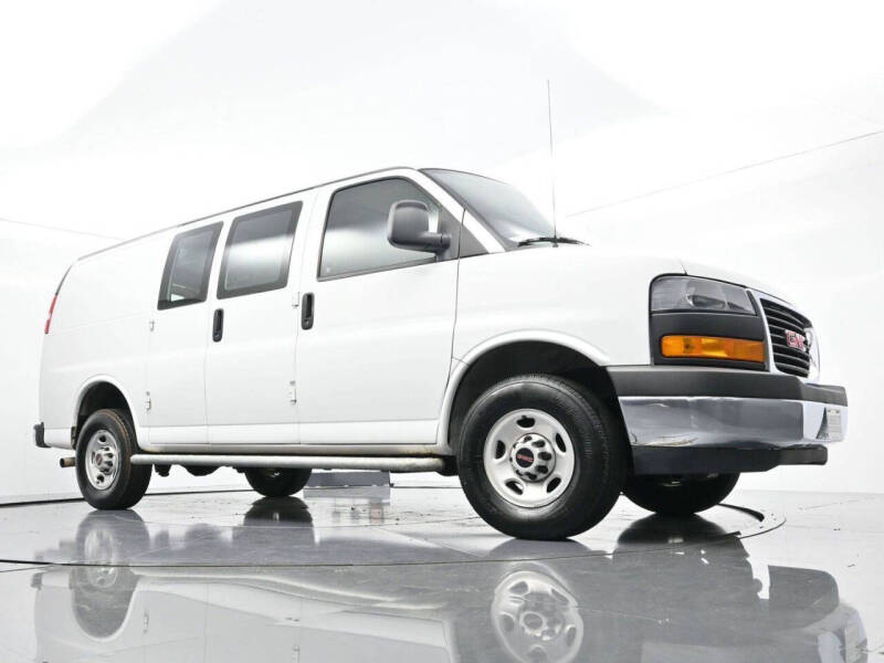 2024 GMC Savana 2500