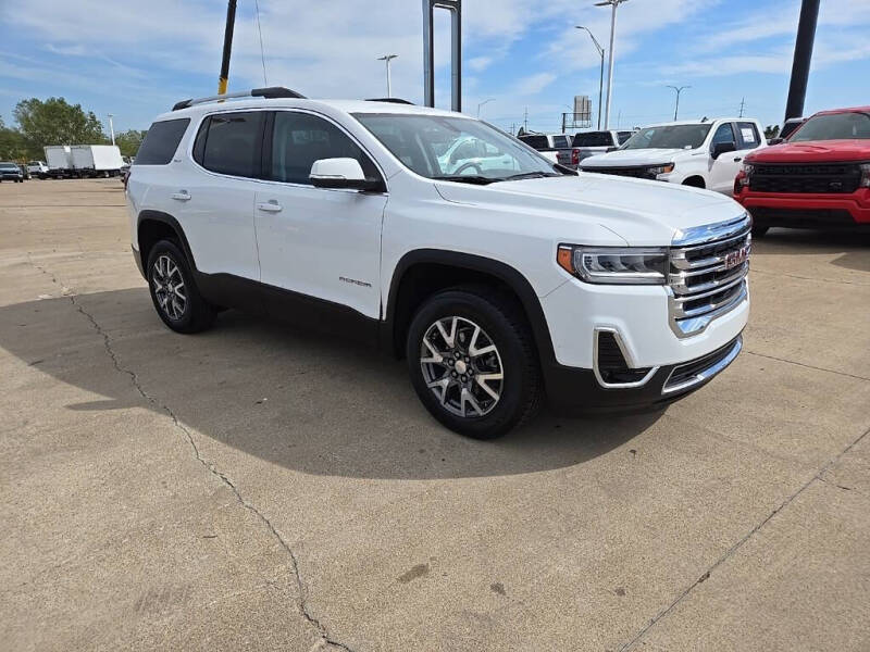 2023 GMC Acadia SLT