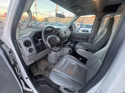 2011 Ford E-Series E-250