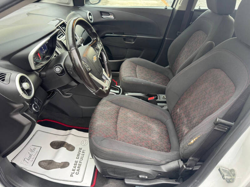 2017 Chevrolet Sonic LT Auto