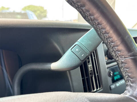 2023 Chevrolet Express 2500