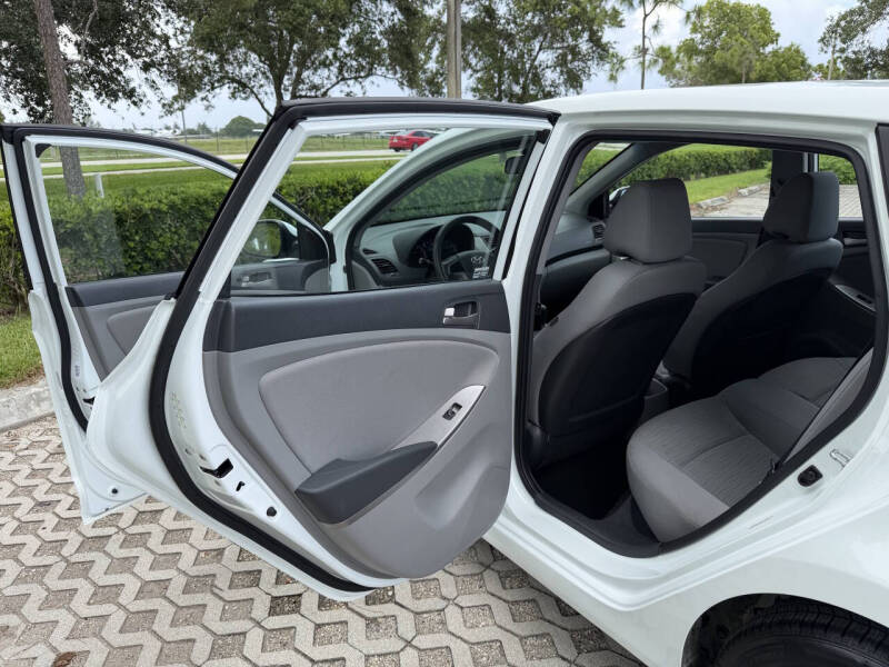 2015 Hyundai Accent GS