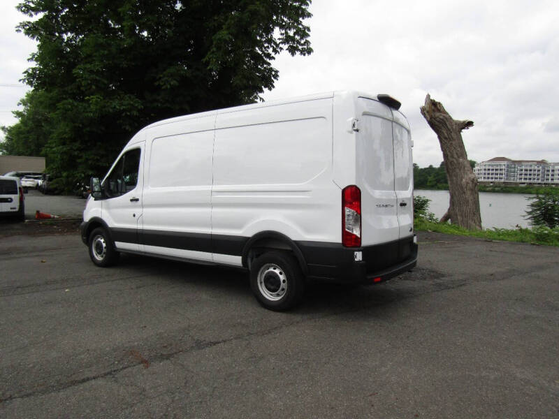 2025 Ford Transit 250