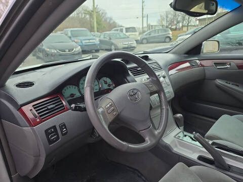 2004 Toyota Camry Solara SLE