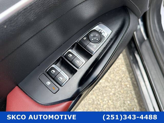 2023 Kia K5