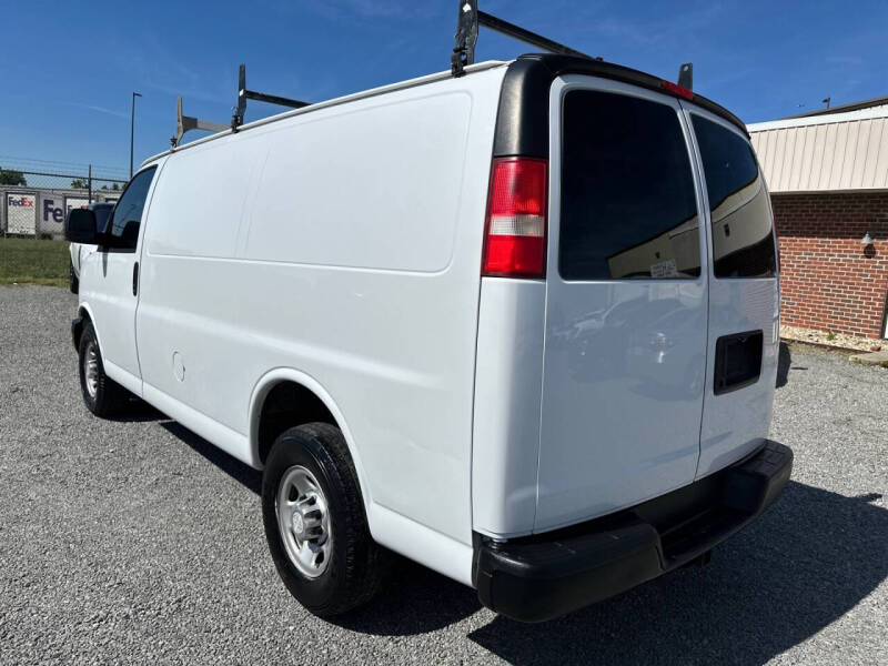 2017 Chevrolet Express 2500