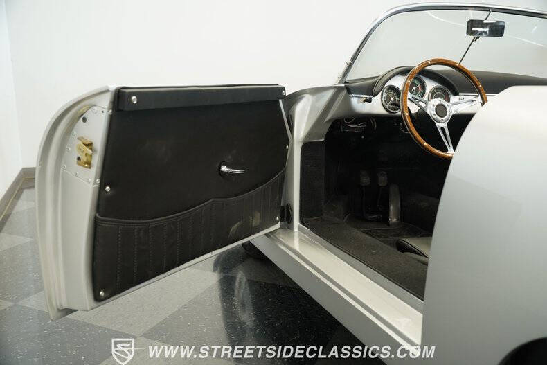 1966 Hurricane Speedster