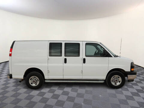 2024 GMC Savana 2500