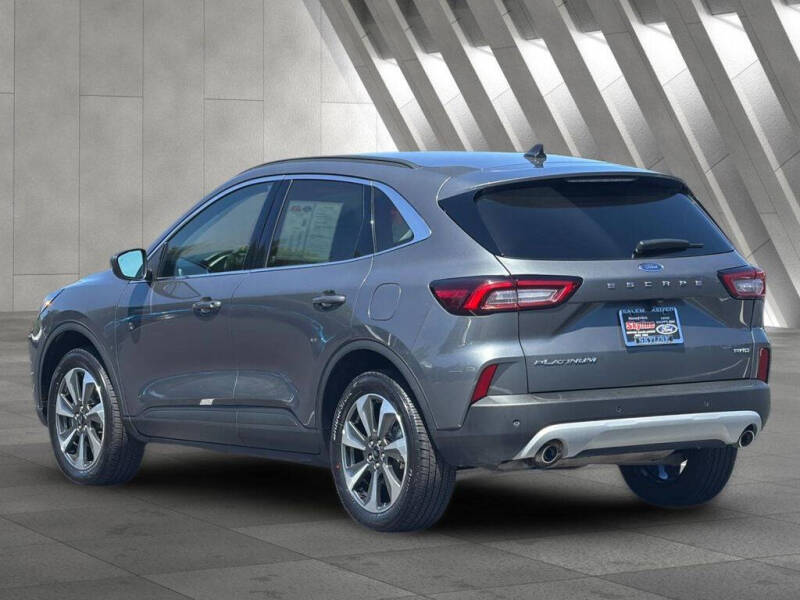 2025 Ford Escape Platinum