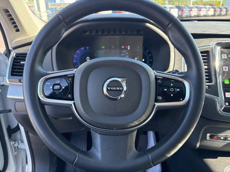 2023 Volvo XC90 B5 Core