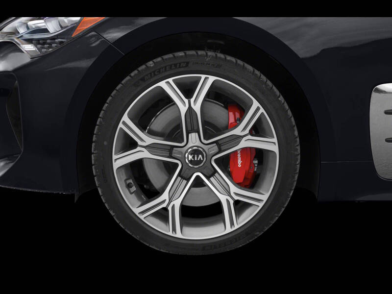 2019 Kia Stinger GT2