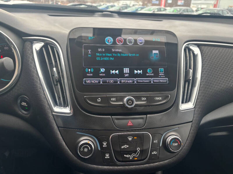 2017 Chevrolet Malibu LT