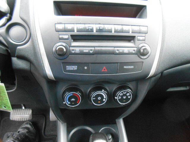 2011 Mitsubishi Outlander Sport ES