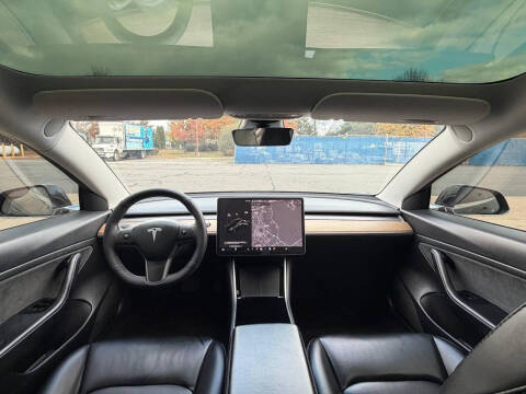 2020 Tesla Model 3 Standard Range