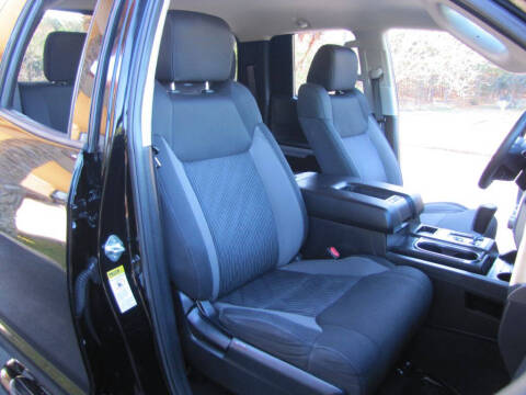 2017 Toyota Tundra SR5