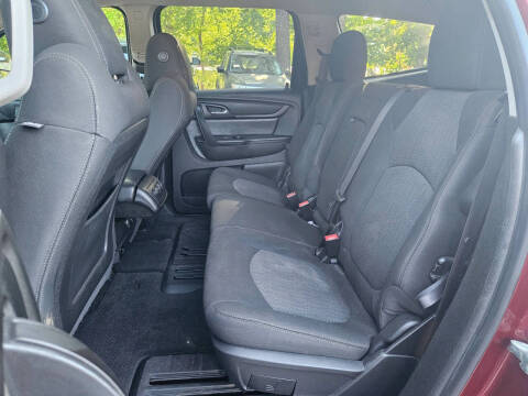 2017 Chevrolet Traverse LT