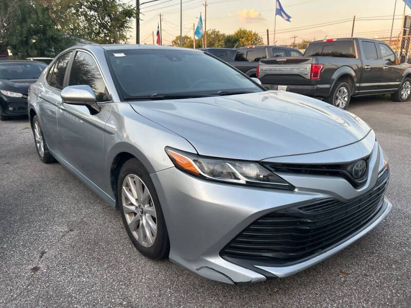 2018 Toyota Camry LE