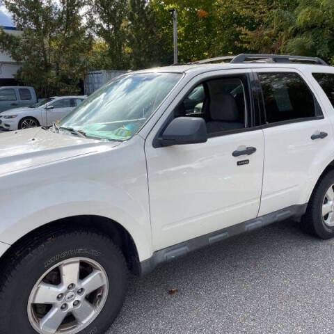 2009 Ford Escape for sale at Green Light Auto in Bridgeton, NJ