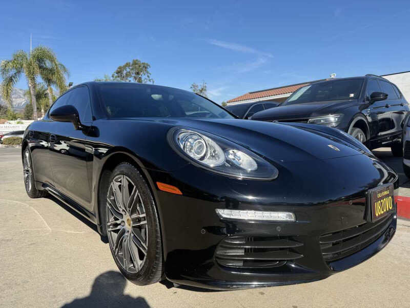 2016 Porsche Panamera 4S