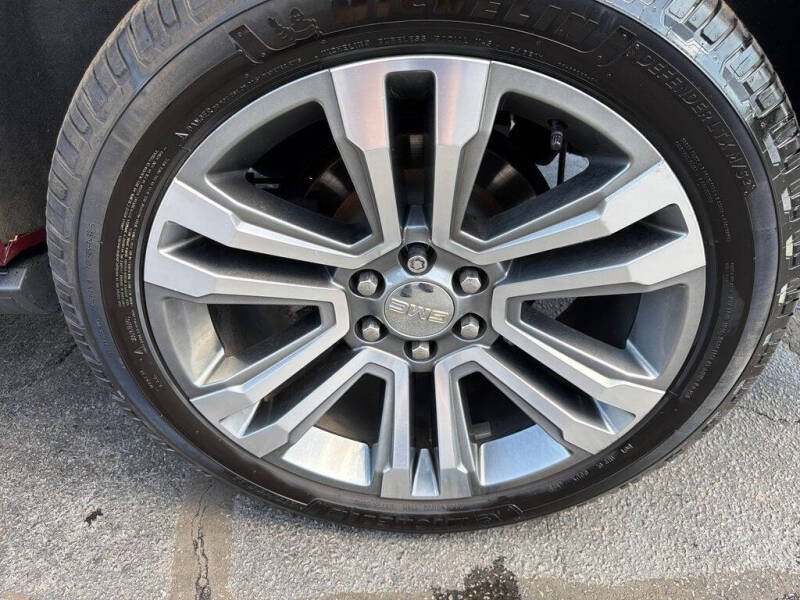 2018 GMC Yukon XL Denali