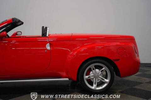2004 Chevrolet SSR LS