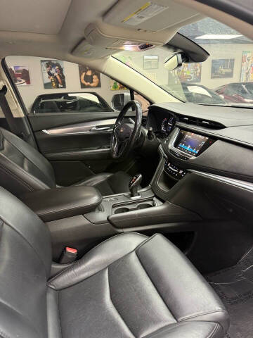 2019 Cadillac XT5 Premium Luxury