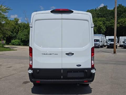2025 Ford Transit 250