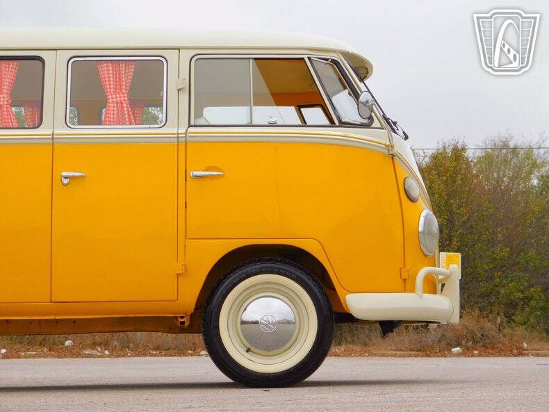 1975 Volkswagen Type 2