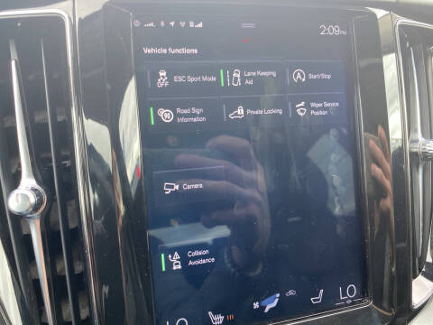 2019 Volvo XC60 T5 Momentum