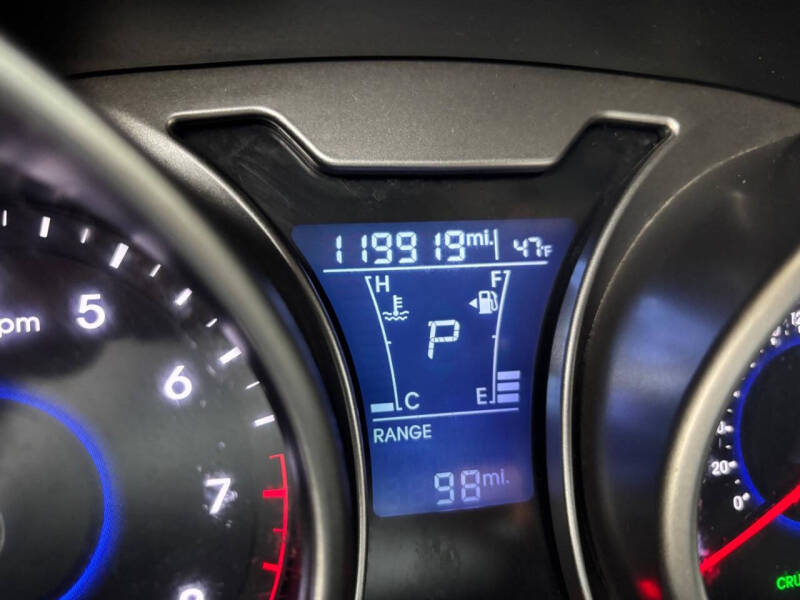 2017 Hyundai Veloster Value Edition