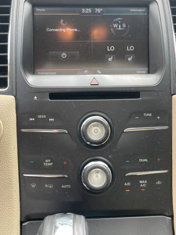 2014 Ford Taurus SEL