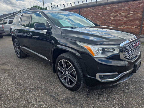 2017 GMC Acadia Denali