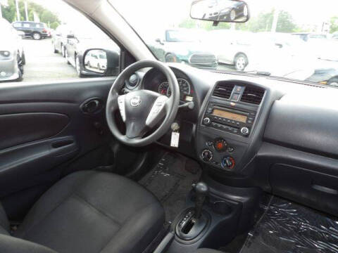 2015 Nissan Versa 1.6 S