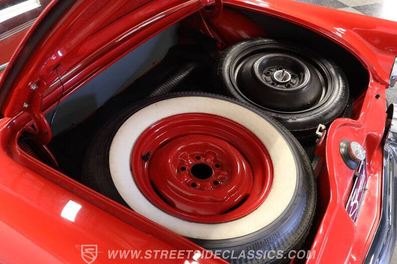 1955 Ford Thunderbird