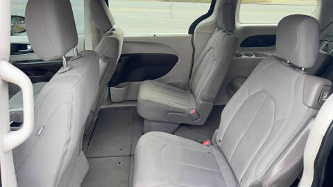 2020 Chrysler Pacifica Touring